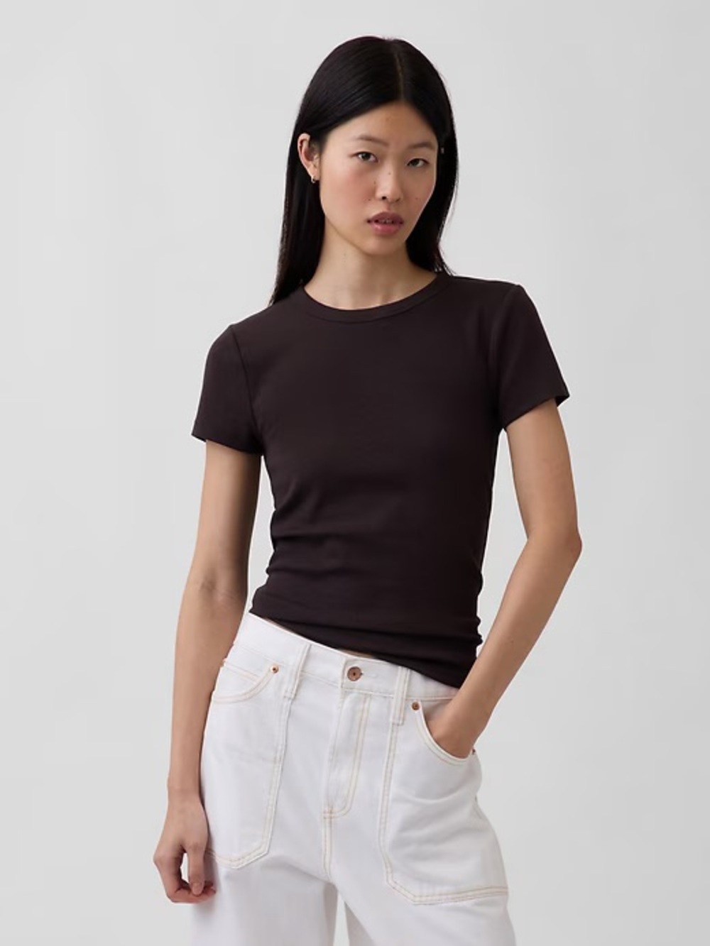 GAP Modern Crewneck T-Shirt Terra Dark Brown Elevated Basic Quiet Luxury Capsule